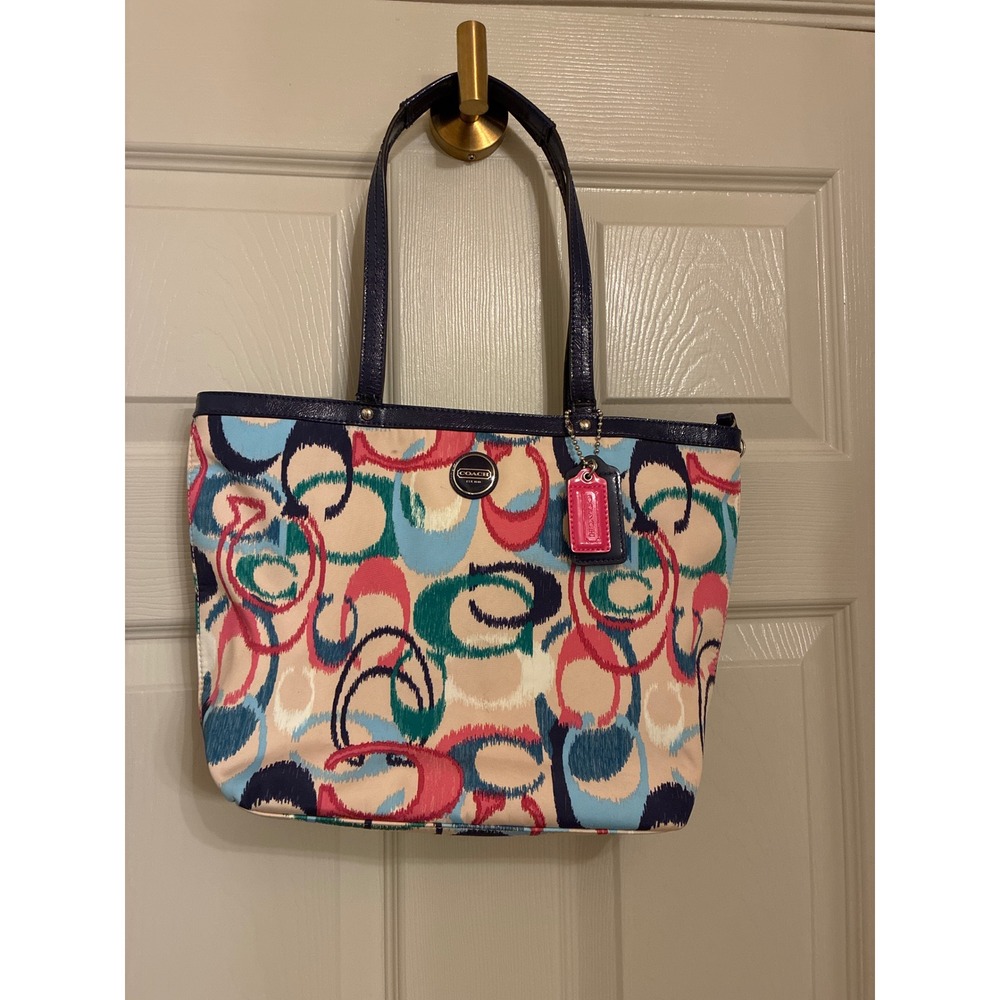 Coach Taylor Signature Ikat Print Tote Bag Multicolor Canvas F24450 Navy Trim